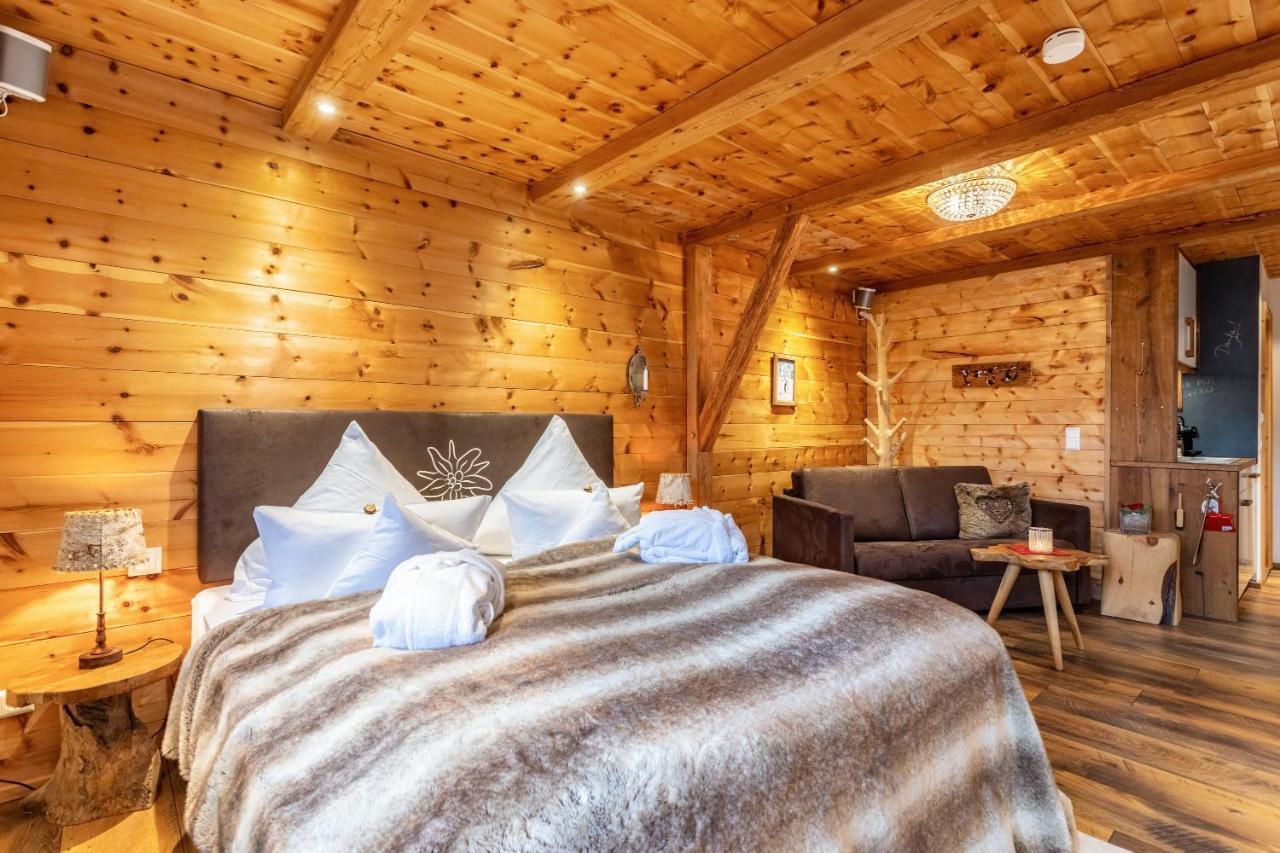 Chalet Huettentraum インツェル エクステリア 写真
